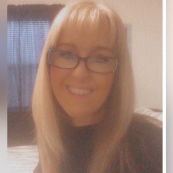 Rene - Posh Ambassador🌟 - Picture 4 of 5